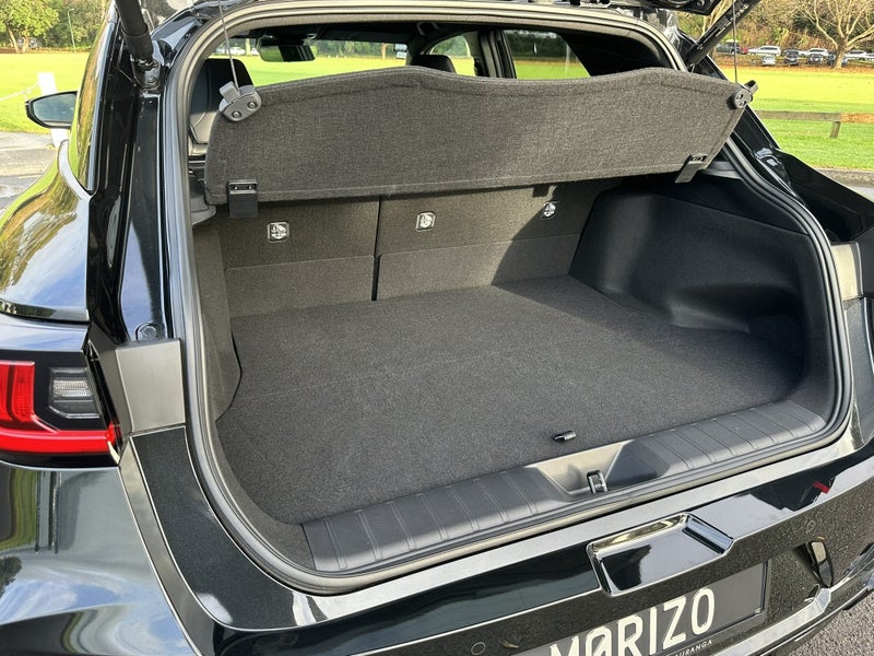2025 Lexus LBX Morizo RR 1.6Pt/Awd image 5