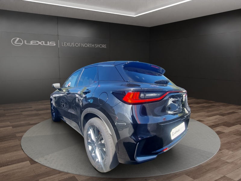 2025 Lexus LBX Relax 1.5L Hybrid AWD SUV image 4