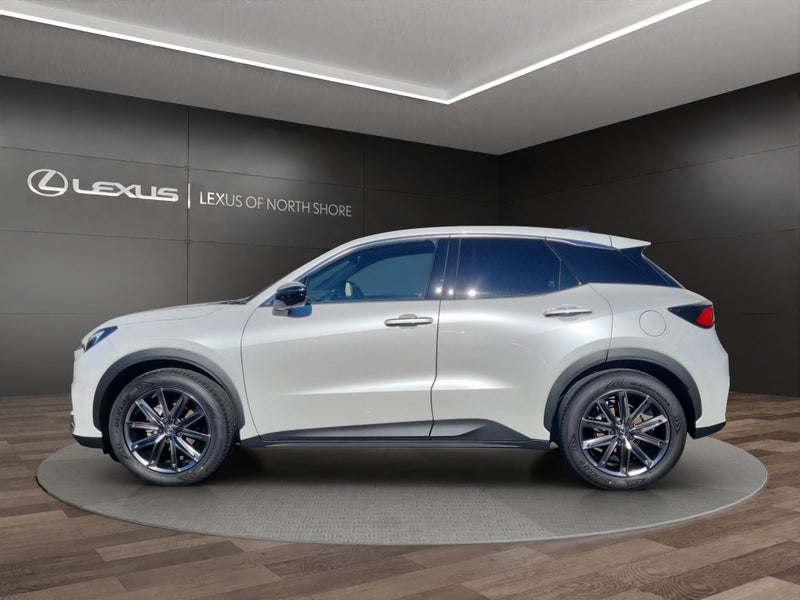 2025 Lexus LBX Relax 1.5L Hybrid FWD SUV image 4