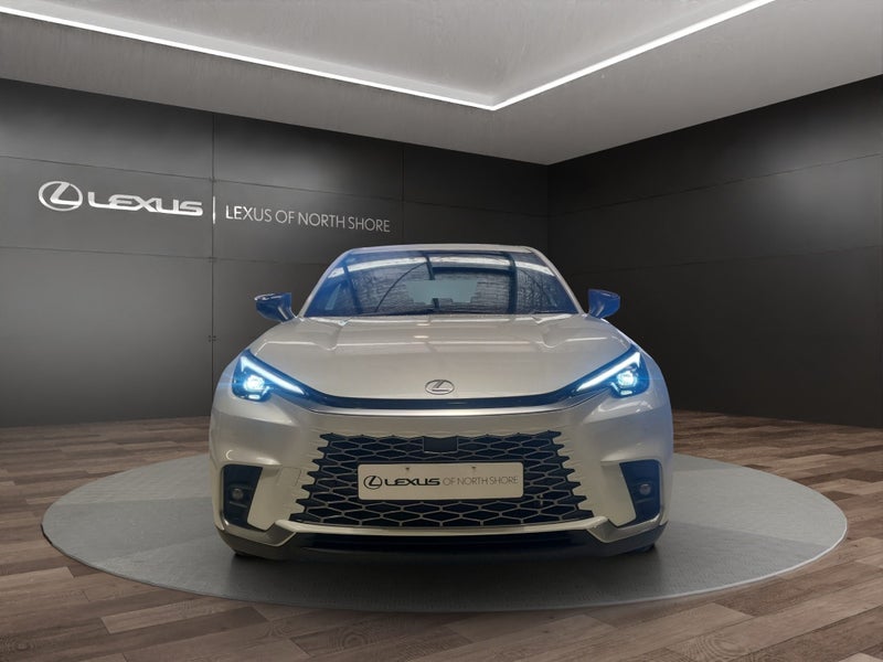 2025 Lexus LBX Relax 1.5L Hybrid FWD SUV image 2