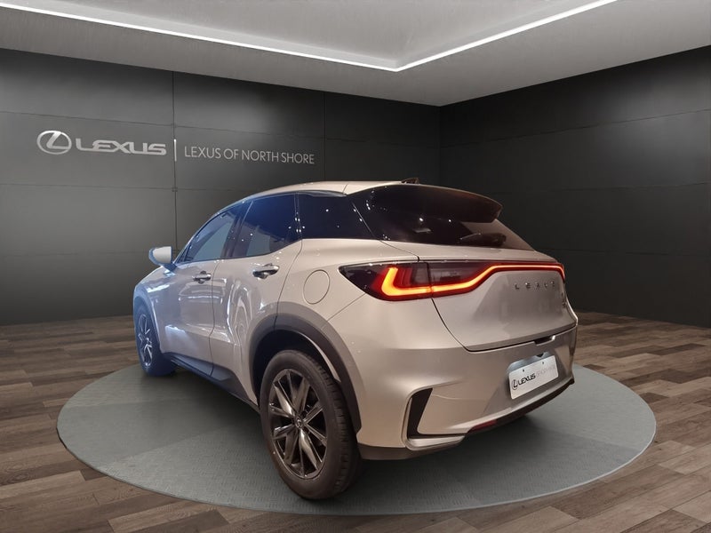 2025 Lexus LBX Relax 1.5L Hybrid FWD SUV image 5