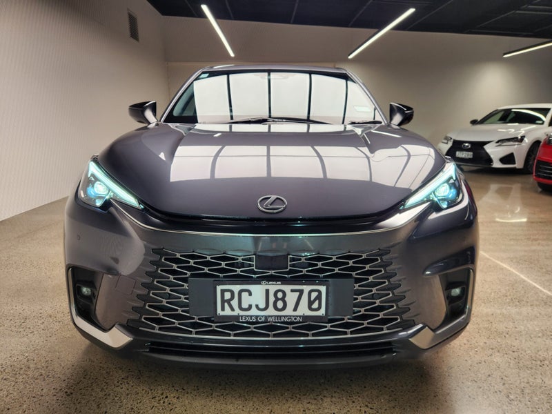 2025 Lexus LBX Relax 1.5P HEV ECVT FWD image 3