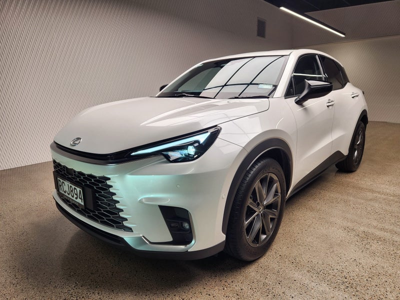 2025 Lexus LBX Relax 1.5P HEV ECVT FWD image 1