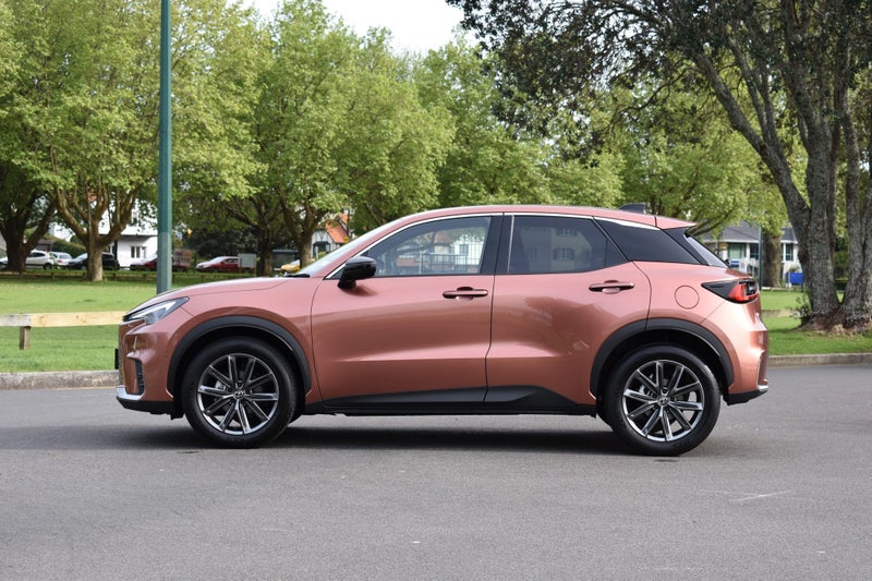 2025 Lexus LBX Relax 1.5P HEV ECVT FWD SUV/5D/5... image 4