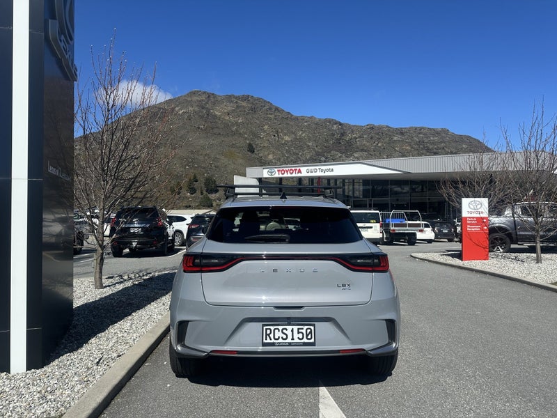 2025 Lexus LBX Relax 1.5Ph/4Wd/Cvt image 4