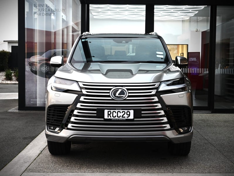 2025 Lexus LX 500d 500D Limited 3.4 Diesel Twin... image 4
