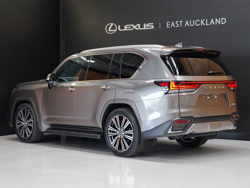 2025 Lexus LX 500d Limited 3.3DT 10AT 4WD image 2