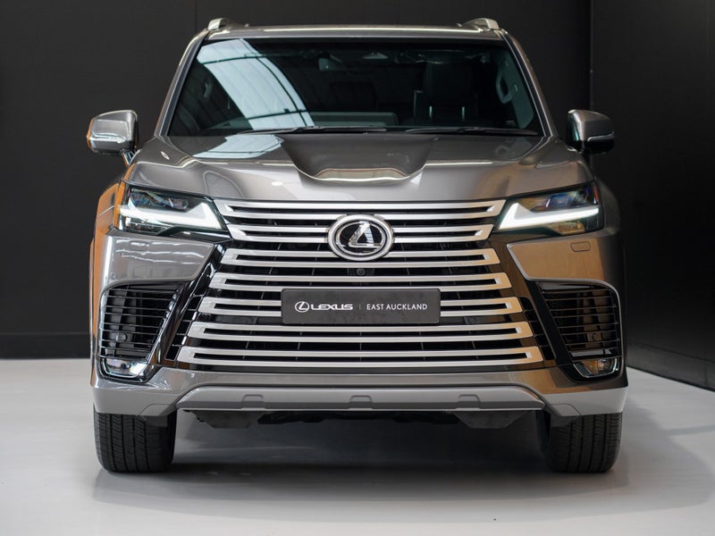 2025 Lexus LX 500d Limited 3.3DT 10AT 4WD image 4