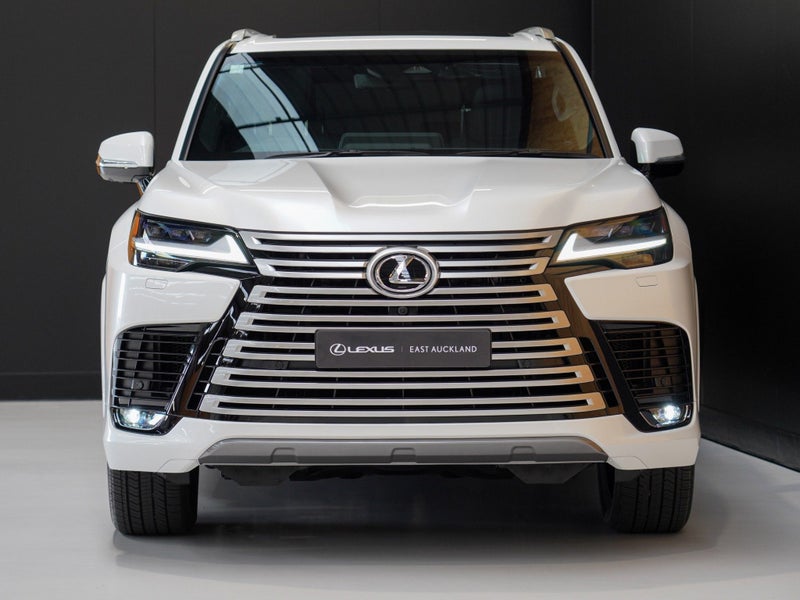 2025 Lexus LX 500d Limited 3.3DT 10AT 4WD SUV/5... image 4