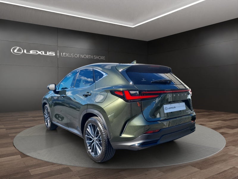 2025 Lexus NX 350h Limited 2.5L Hybrid AWD SUV image 5