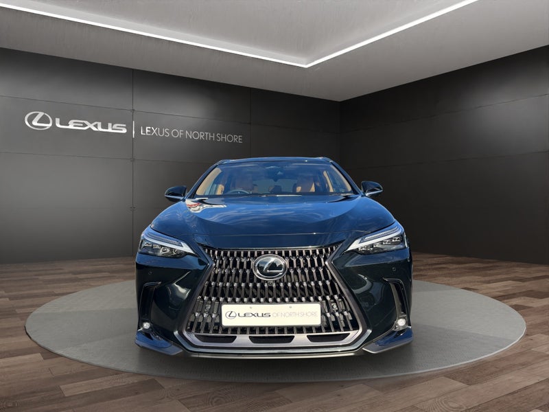 2025 Lexus NX 350h Limited 2.5L Hybrid AWD SUV image 2