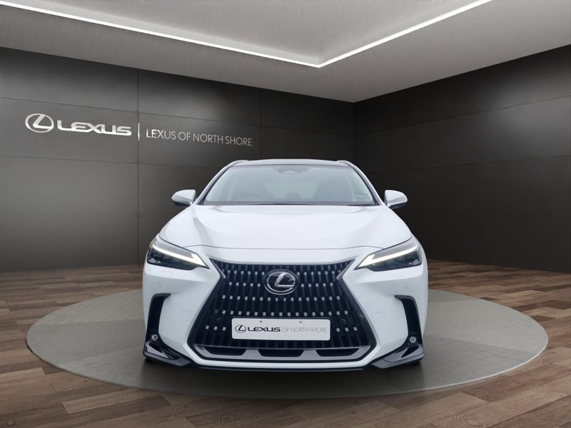 2025 Lexus NX 350h Limited 2.5L Hybrid AWD SUV image 2