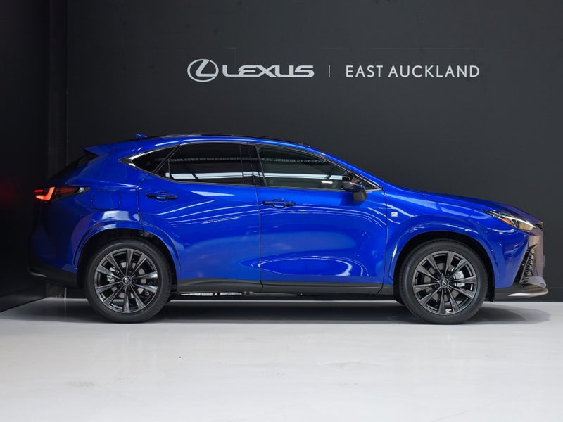 2025 Lexus NX 450h+ F Sport 2.5P PHEV ECVT AWD image 3
