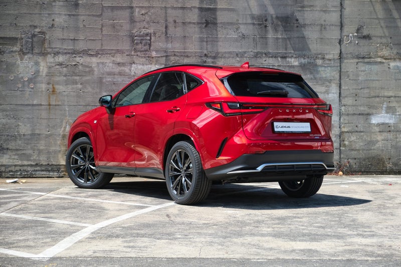2025 Lexus NX 450h+ F-Sport image 2