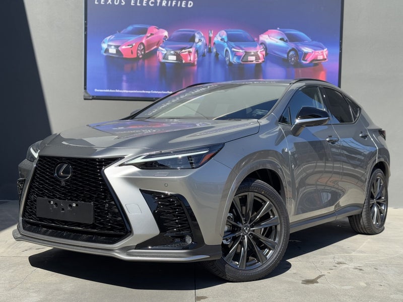 2025 Lexus NX 450h+ F Sport Plug In Hybrid AWD image 4