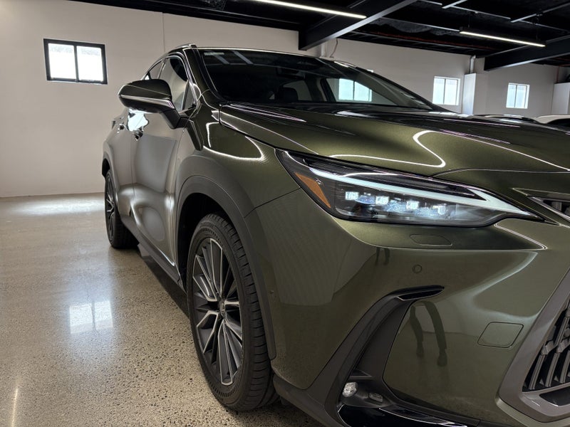 2025 Lexus NX 450h+ Limited 2.5P PHEV ECVT AWD image 5