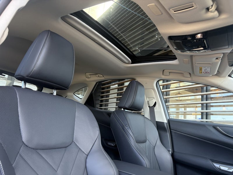 2025 Lexus NX 450h+ Limited AWD image 2