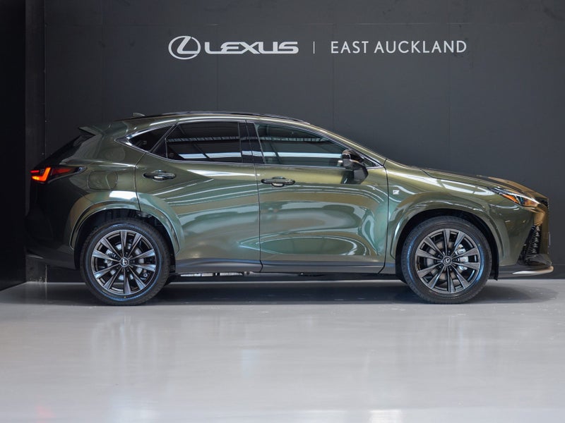 2025 Lexus NX 450h+ NX 450h+ F Sport 2.5P PHEV... image 4