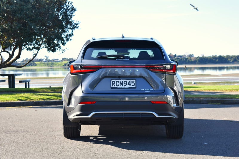 2025 Lexus NX 450h+ NX 450H+ F Sport Phev image 5