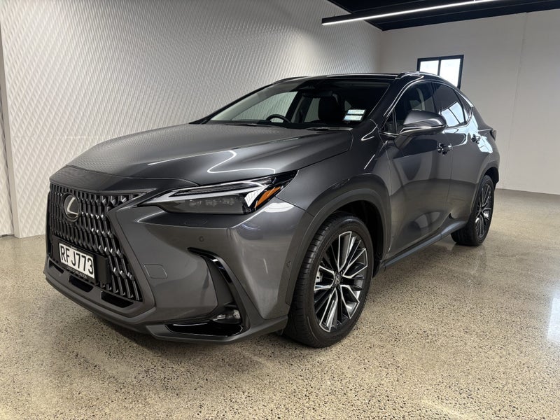 2025 Lexus NX 450h+ NX 450h+ Limited 2.5P PHEV... image 1