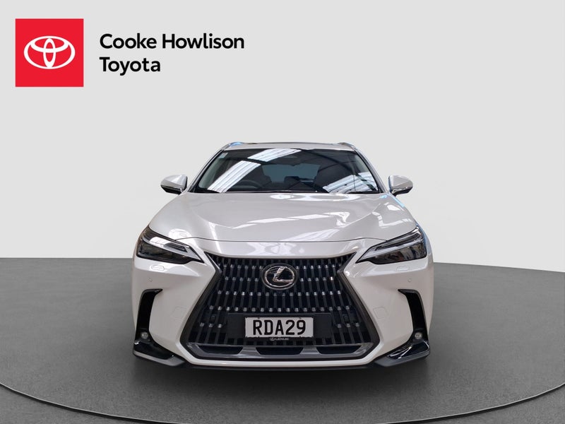 2025 Lexus NX 450h+ NX 450h+ Limited image 2