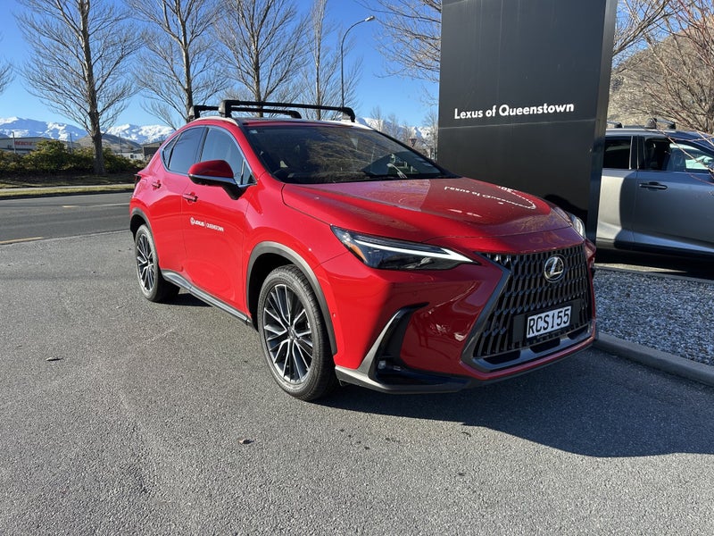 2025 Lexus NX 450h+ NX 450H+ Limited Phev image 1