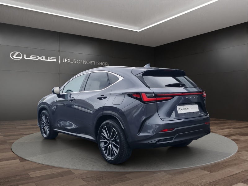 2025 Lexus NX 450h+ NX Limited 2.5L Plug-in Hyb... image 5