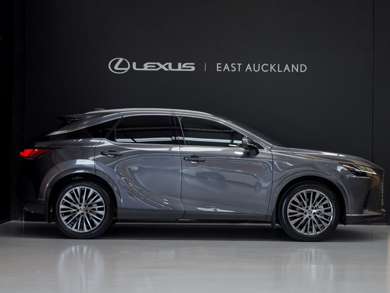 2025 Lexus RX 350h Limited 2.5P AWD image 3