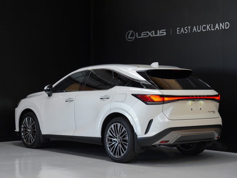 2025 Lexus RX 350h Limited 2.5P HEV CVT AWD image 2