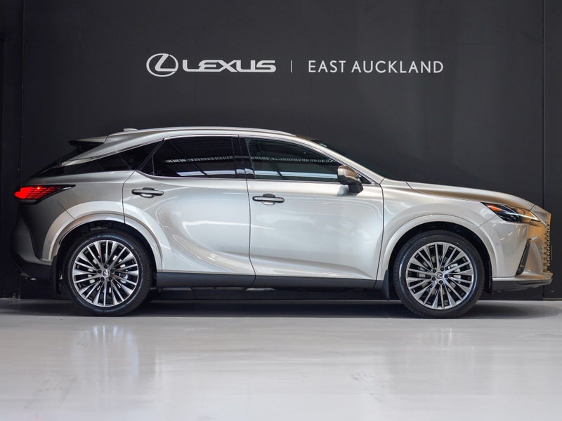 2025 Lexus RX 350h Limited 2.5P HEV CVT AWD image 4