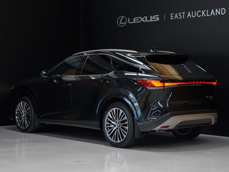 2025 Lexus RX 350h Limited 2.5P HEV CVT AWD image 3