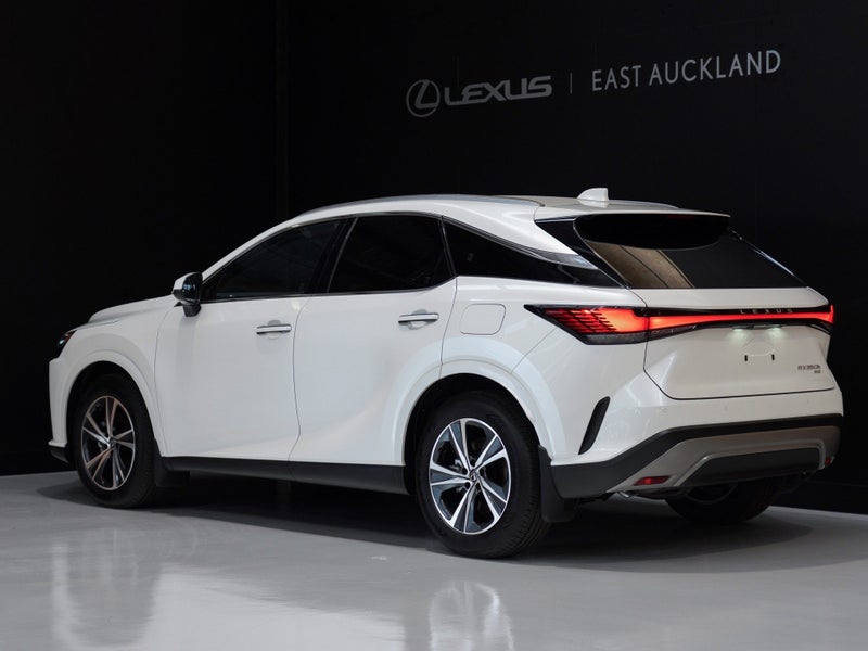 2025 Lexus RX 350h Premium 2.5P HEV CVT AWD image 2