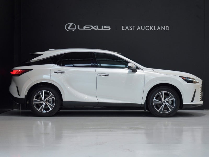 2025 Lexus RX 350h Premium 2.5P HEV CVT AWD image 3