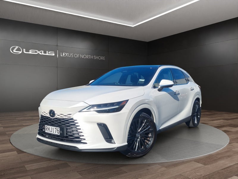 2025 Lexus RX 450h+ Limited 2.5L Plug-in Hybrid... image 3