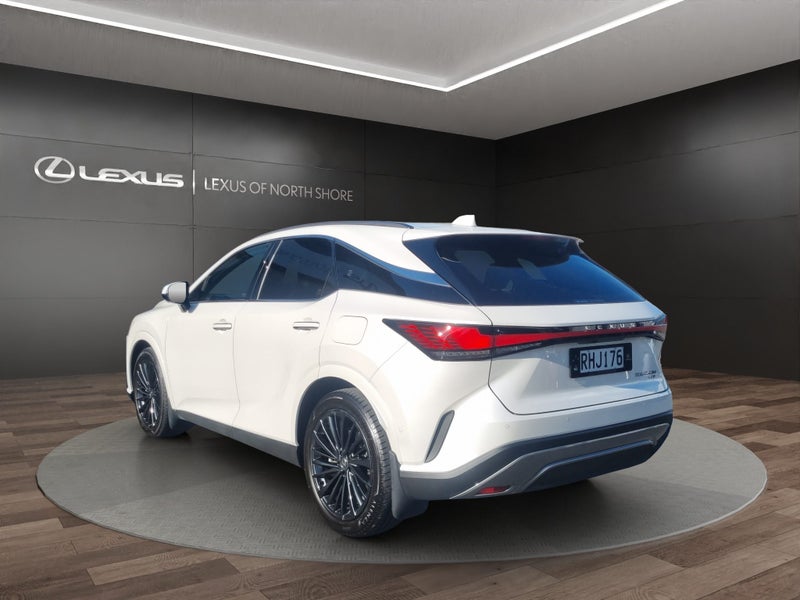 2025 Lexus RX 450h+ Limited 2.5L Plug-in Hybrid... image 5