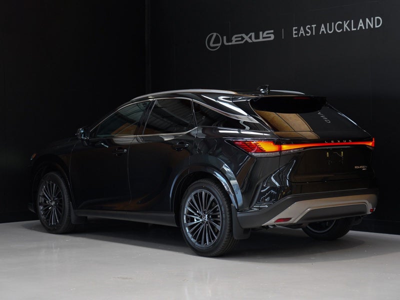 2025 Lexus RX 450h+ Limited 2.5P PHEV ECVT AWD... image 2