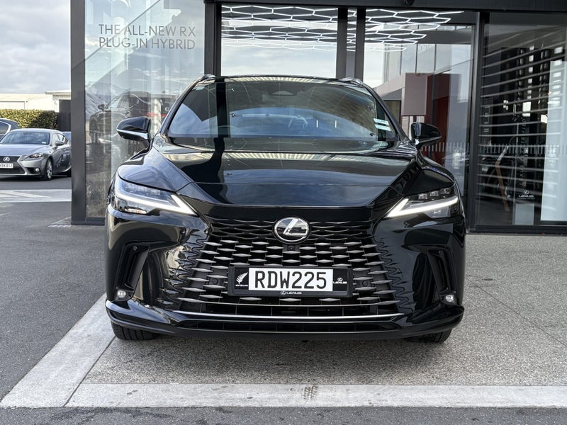 2025 Lexus RX 450h+ Limited PHEV AWD image 3