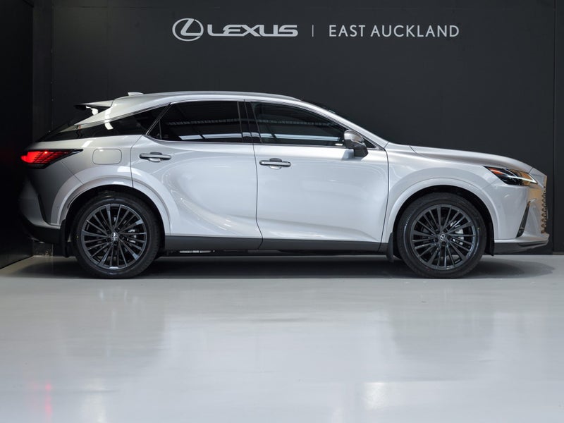 2025 Lexus RX 450h+ RX 450h+ Limited 2.5P PHEV... image 2