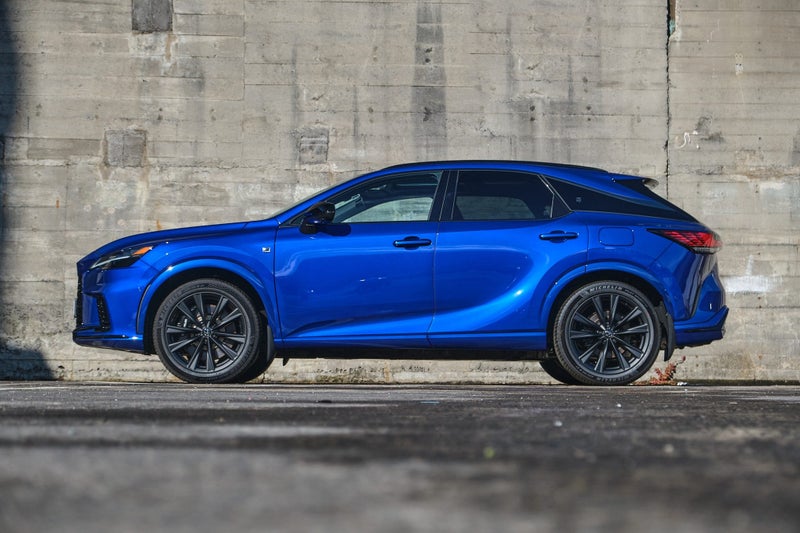 2025 Lexus RX 500h AWD image 3