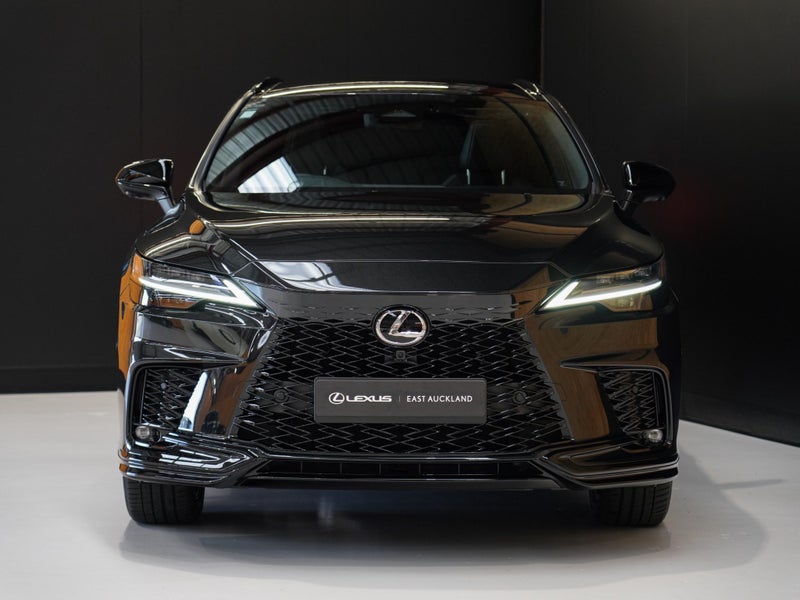 2025 Lexus RX 500h Black Line 2.4PT 1MHEV 6AT AWD image 4