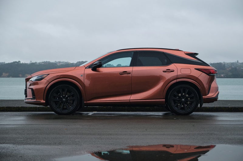 2025 Lexus RX 500h F-Sport image 4
