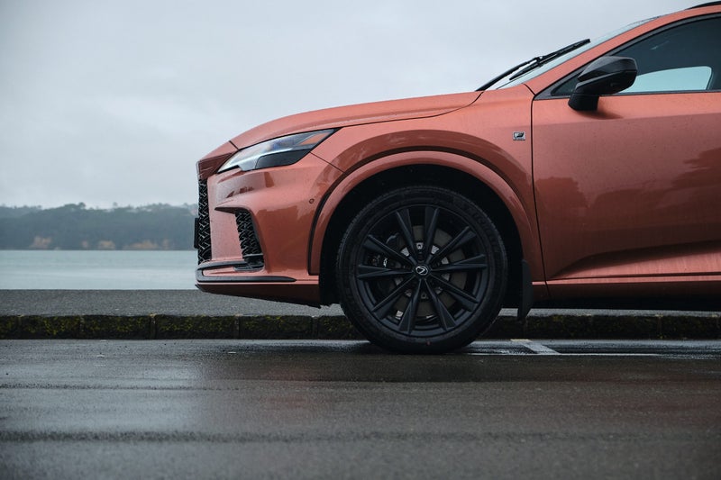 2025 Lexus RX 500h F-Sport image 5
