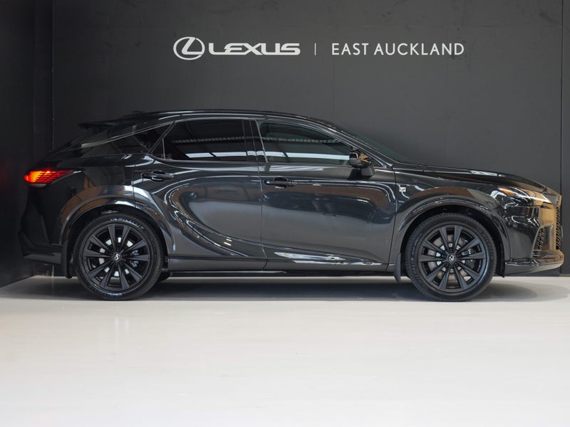 2025 Lexus RX 500h F Sport 2.4PT 1MHEV 6AT AWD image 4