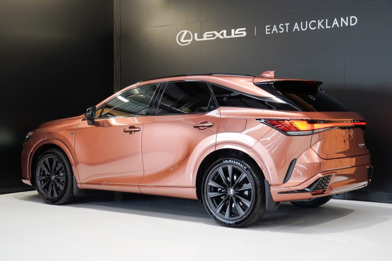 2025 Lexus RX 500h F Sport 2.4PT 1MHEV 6AT AWD... image 2