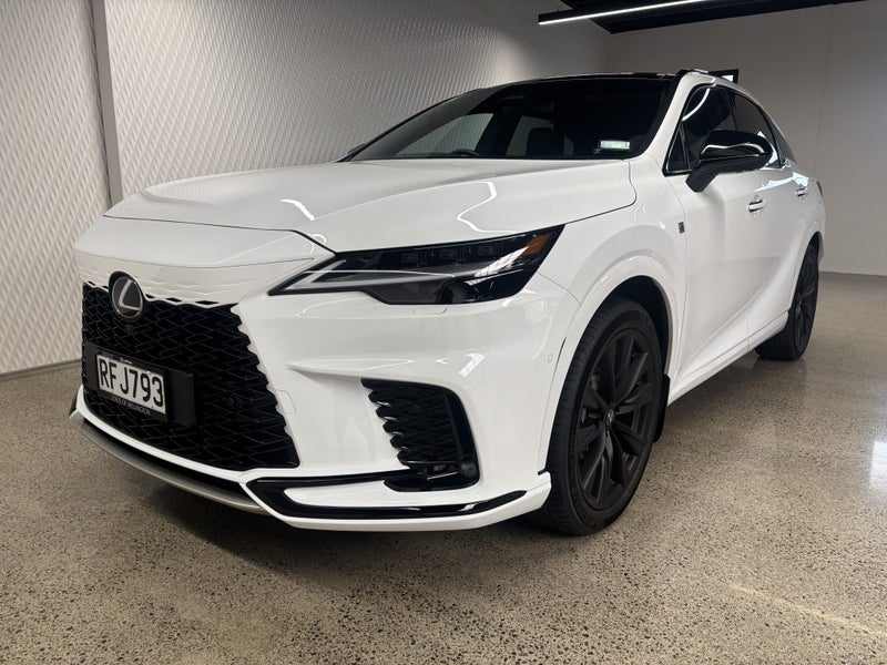 2025 Lexus RX 500h F Sport 2.4PT 1MHEV 6AT AWD... image 3