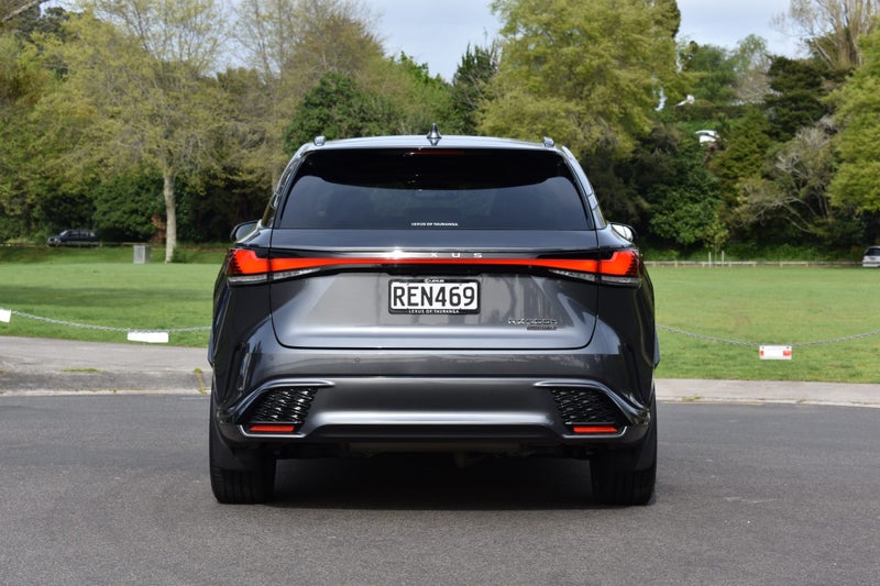 2025 Lexus RX 500h F Sport 2.4PT 1MHEV 6AT AWD SUV image 3