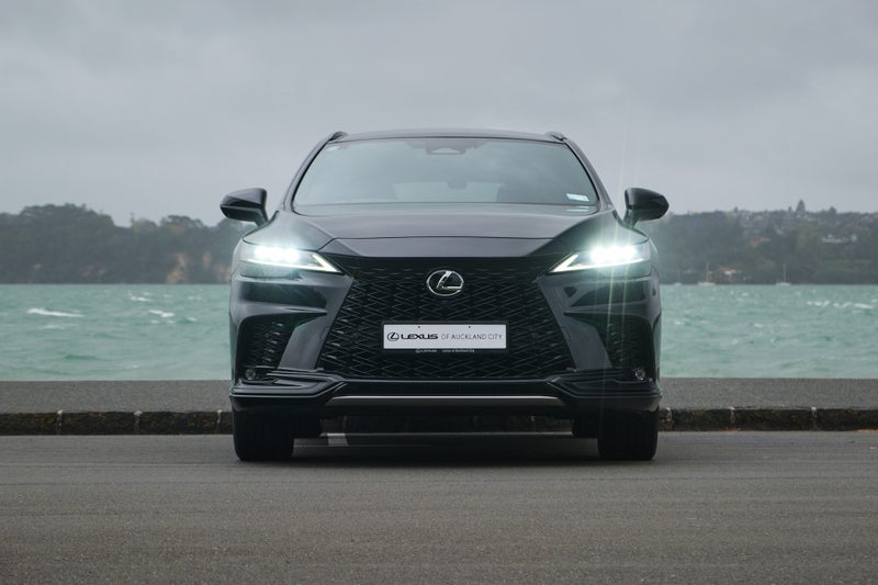 2025 Lexus RX 500h F Sport image 2