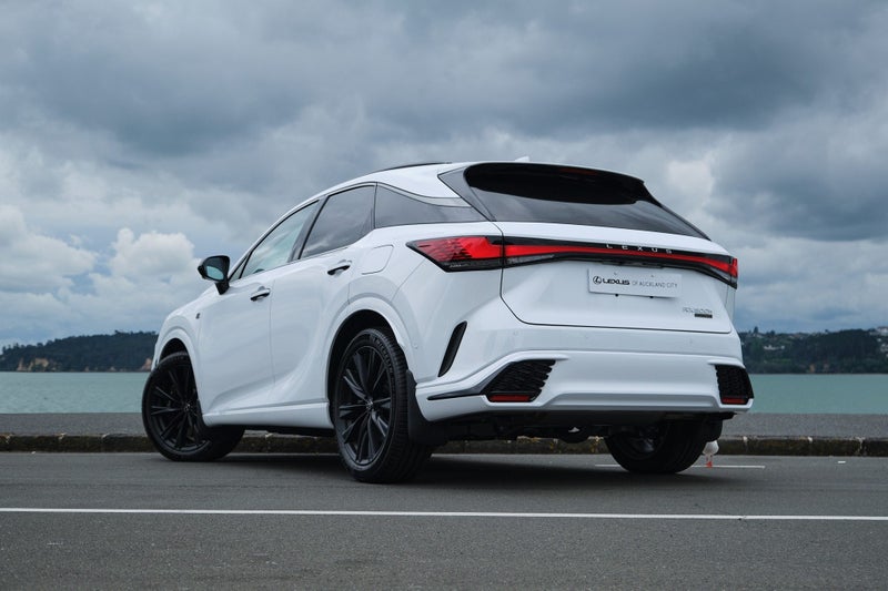 2025 Lexus RX 500h F Sport AWD image 5