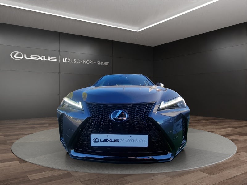 2025 Lexus UX 300h F Sport 2.0L Hybrid FWD SUV image 2