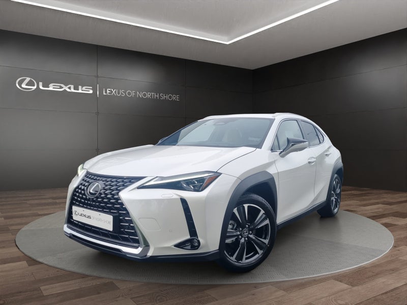 2025 Lexus UX 300h Limited 2.0L Hybrid AWD SUV image 3